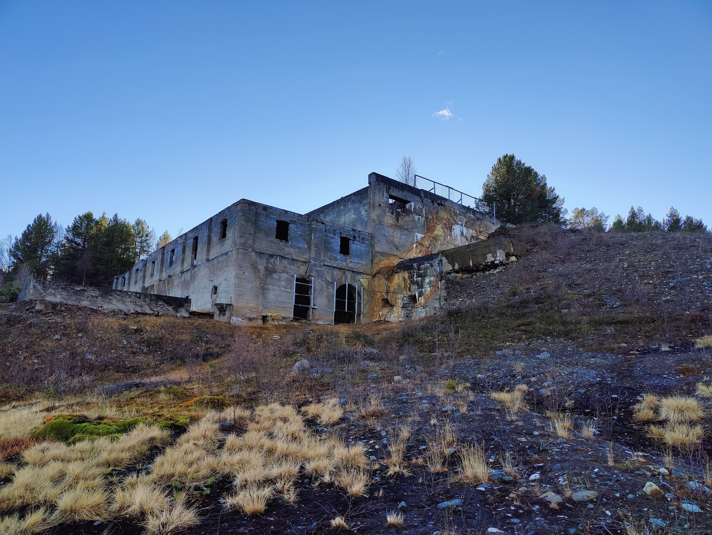 Røstvangen Mines (Røstvangen gruver)